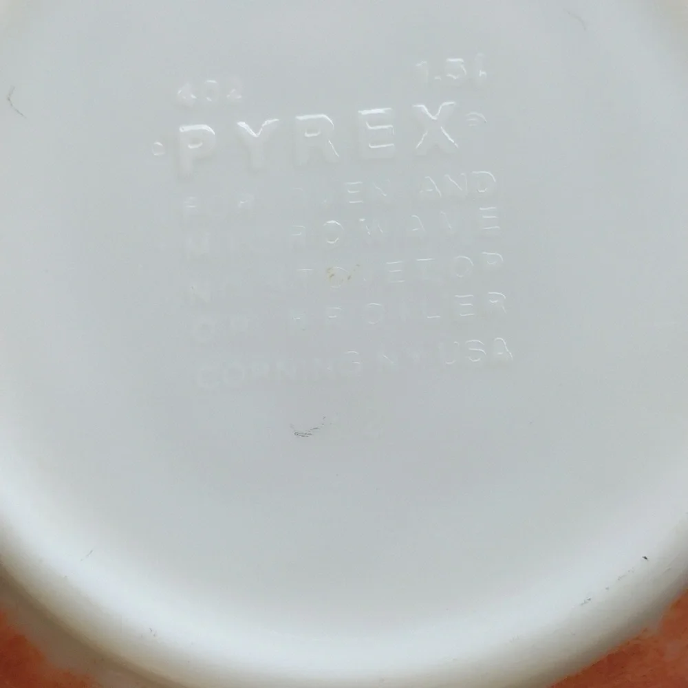 Vintage Pyrex Bowls